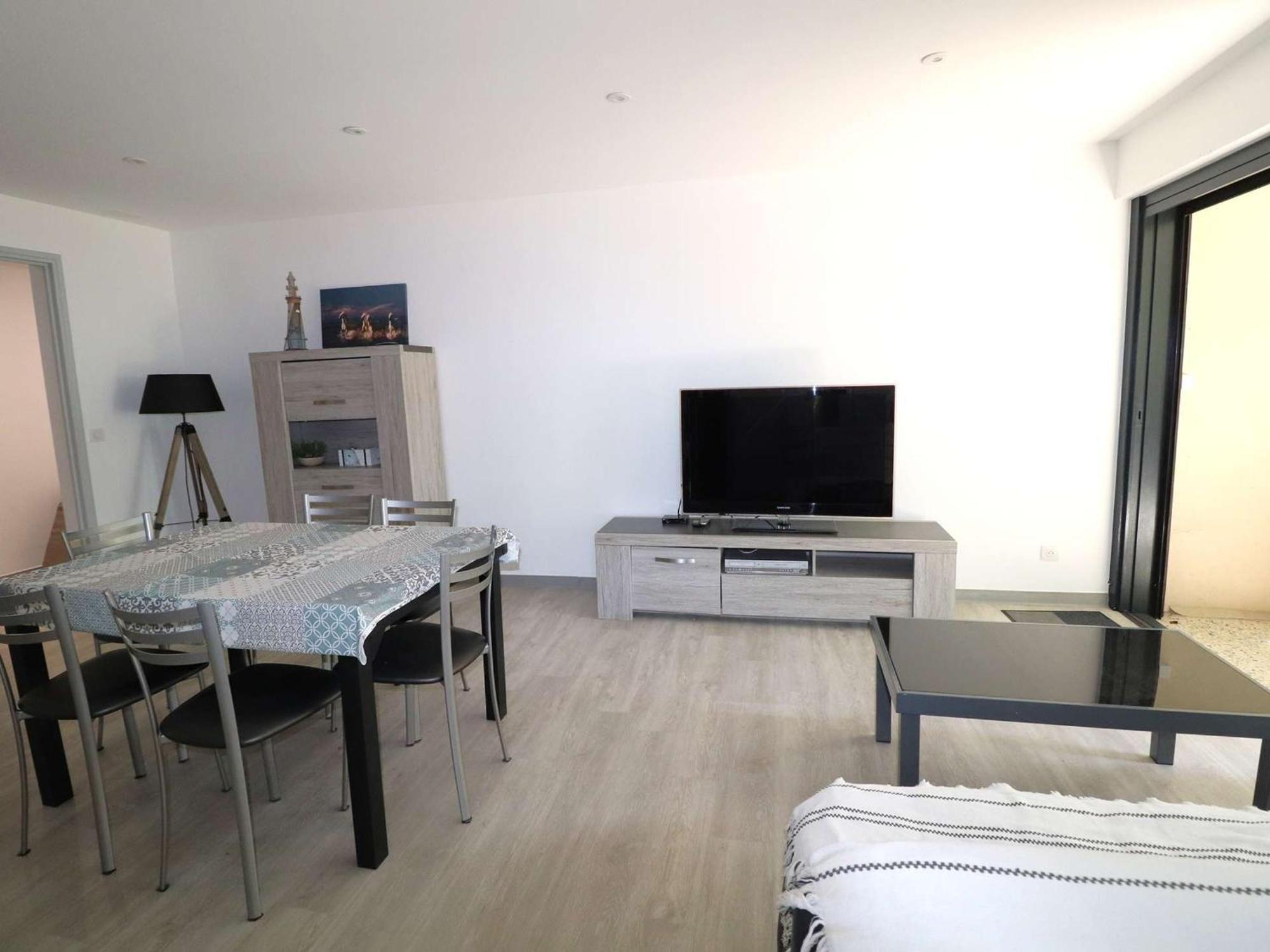 Appartement Le Grau-du-Roi, 3 pièces, 7 personnes - FR-1-307-148 Esterno foto