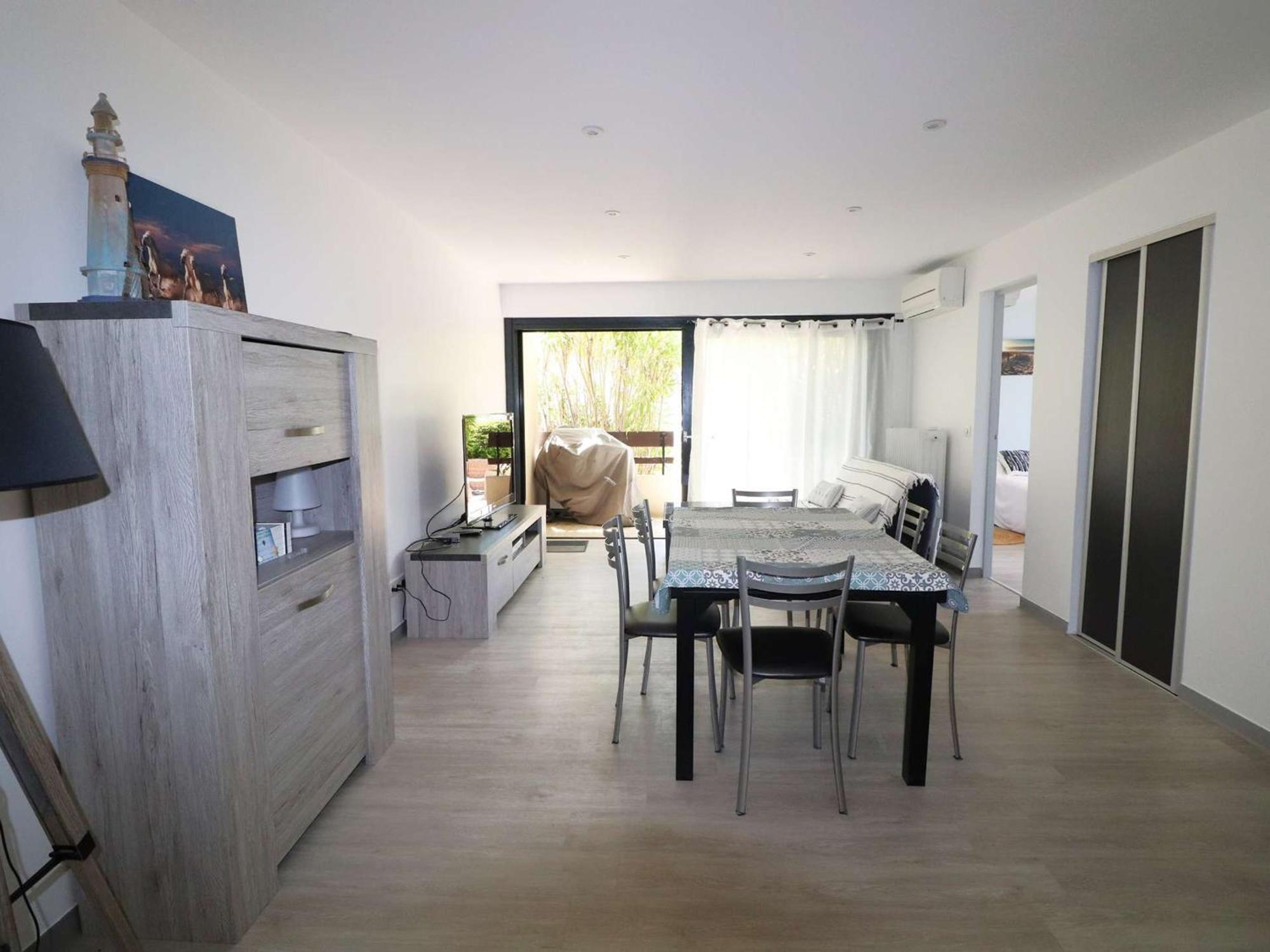 Appartement Le Grau-du-Roi, 3 pièces, 7 personnes - FR-1-307-148 Esterno foto